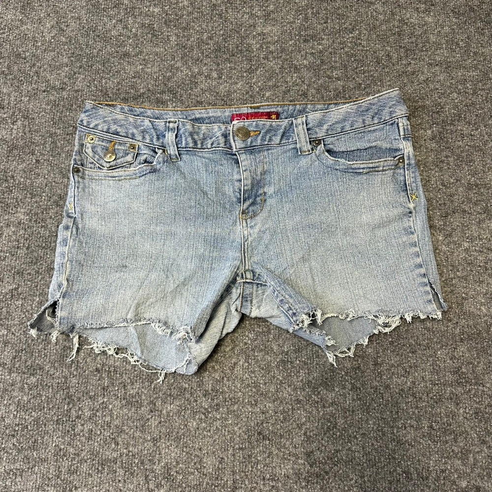SO Denim Shorts Womens Size 13 Light Wash Cut Off Frayed Hem Low Rise Stretch
